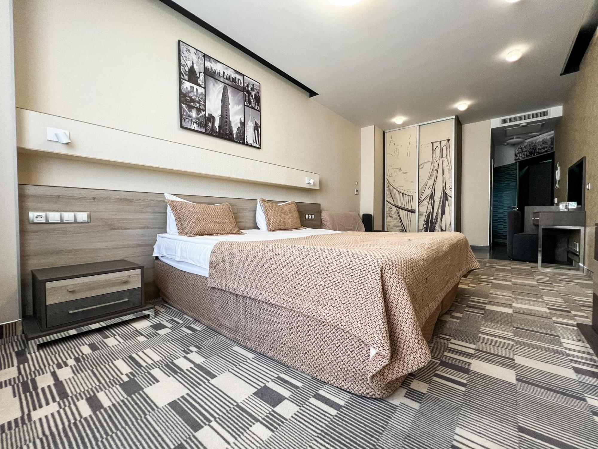 12Th Floor Apartments Odessa Luaran gambar
