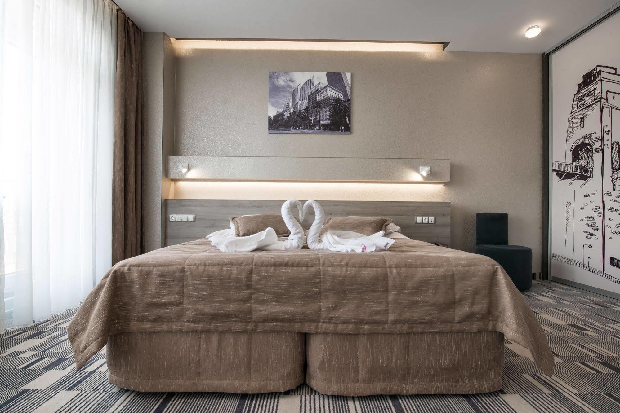 12Th Floor Apartments Odessa Luaran gambar